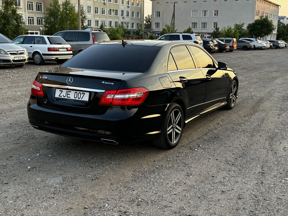 Mercedes E-Class 2011 год Тирасполь Тирасполь - изображение 3
