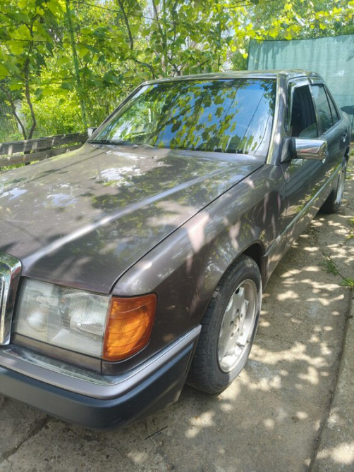 Mercedes E-Class 1993 год Ближний Хутор Ближний Хутор - изображение 3