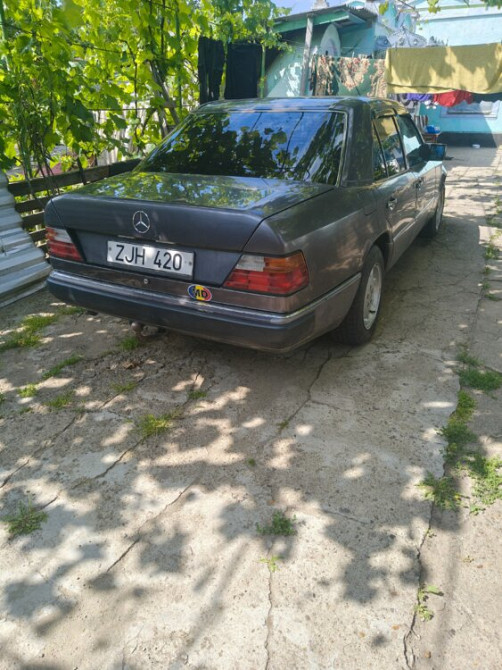 Mercedes E-Class 1993 год Ближний Хутор Ближний Хутор - изображение 2