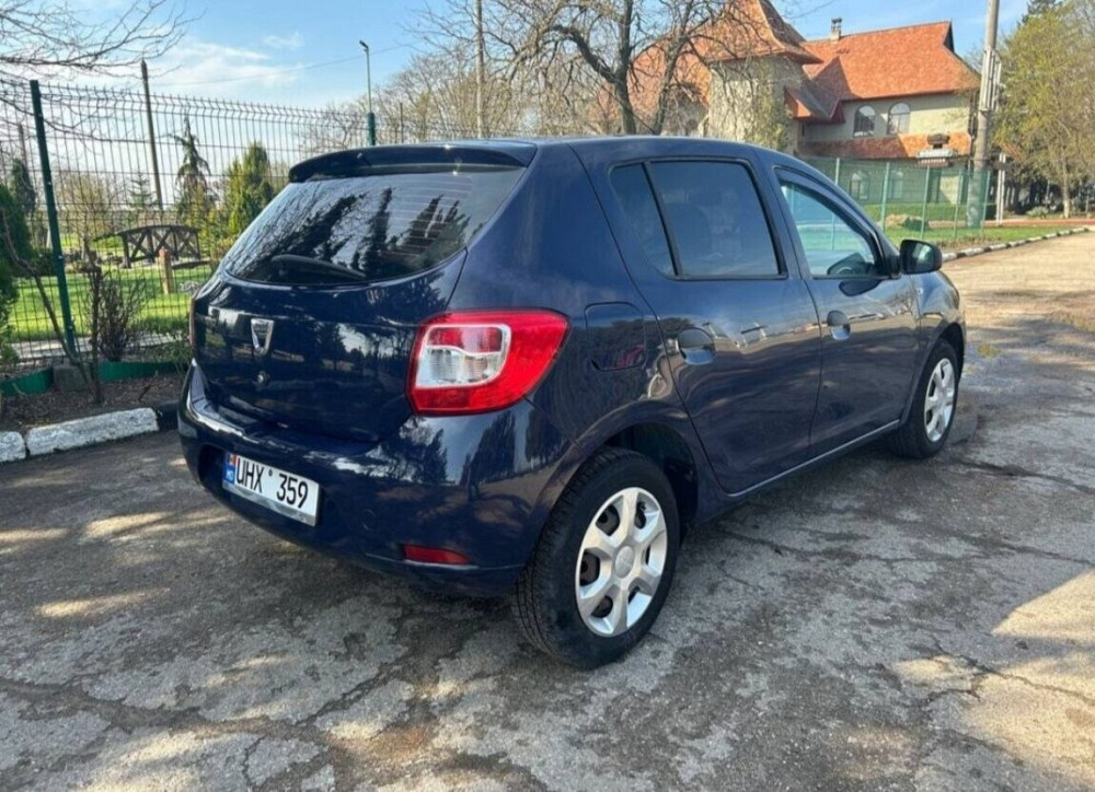 Dacia Sandero 2015 год Бендеры Бендеры - изображение 2