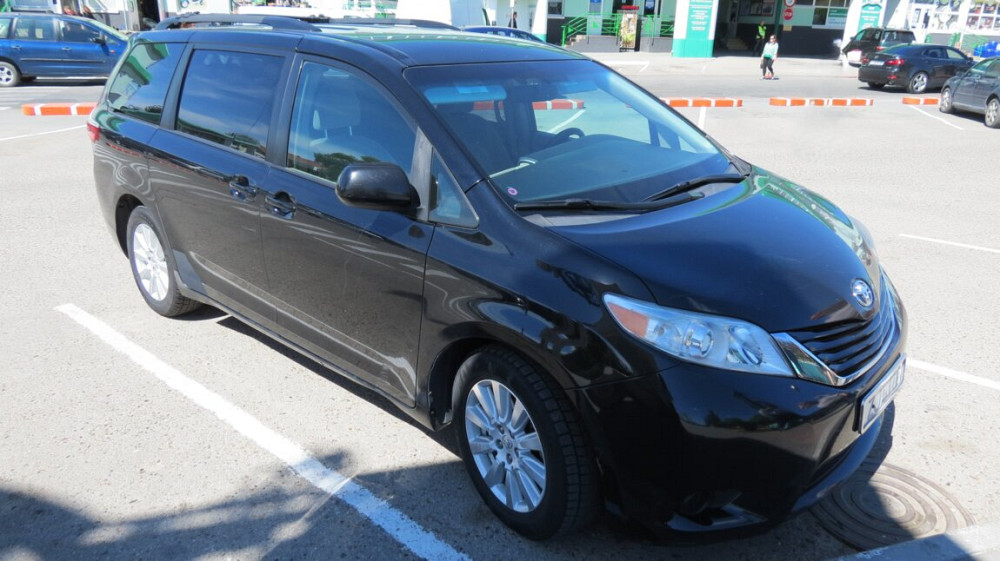 Toyota Sienna 2017 год Тирасполь Тирасполь - изображение 3