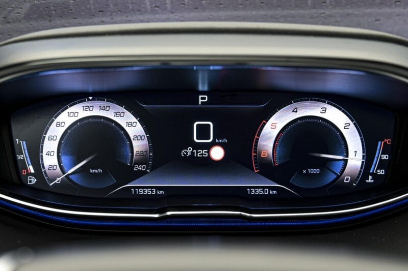 Peugeot 3008 2020 год Кишинёв Кишинёв - изображение 3