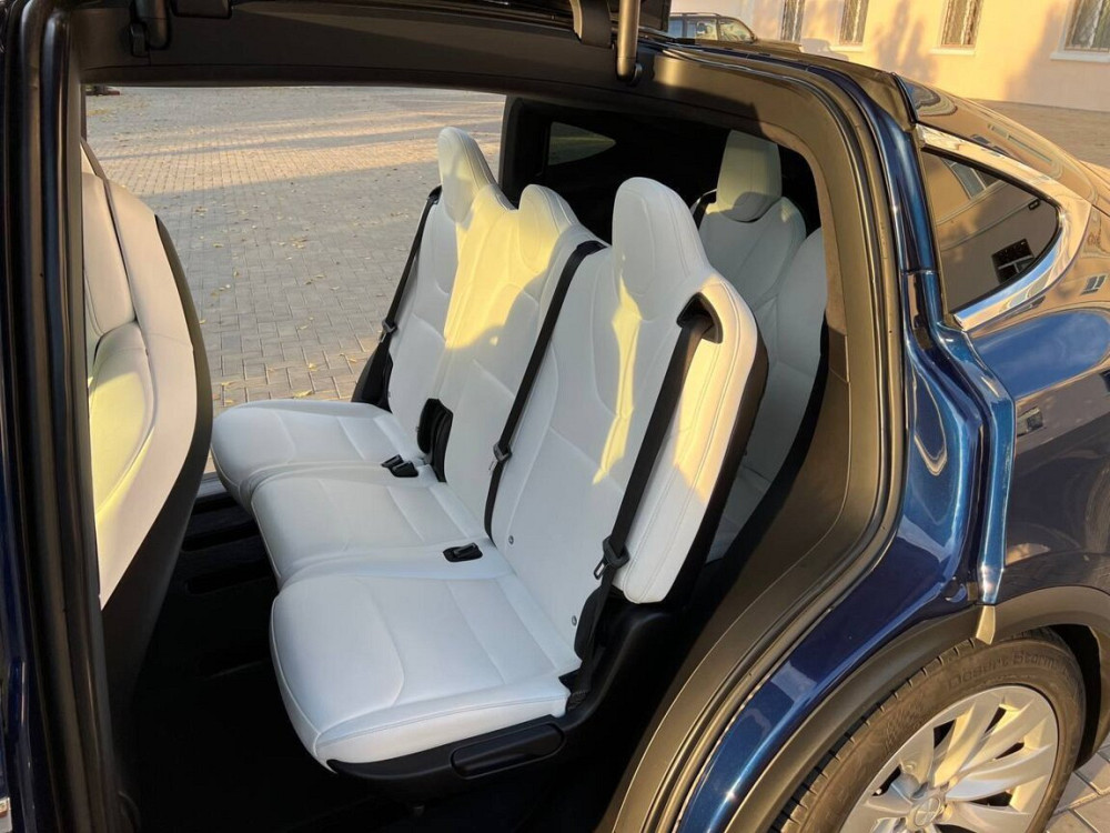 Tesla Model X 2018 an Tiraspol Tiraspol - fotografie 6
