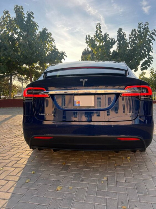 Tesla Model X 2018 an Tiraspol Tiraspol - fotografie 4