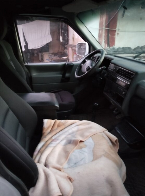 Volkswagen Transporter 1993 год Слободзея Слободзея - изображение 4