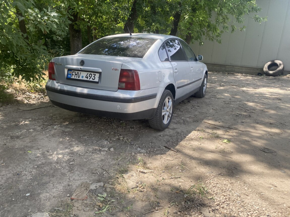 Volkswagen Passat 2000 год Рыбница Рыбница - изображение 4