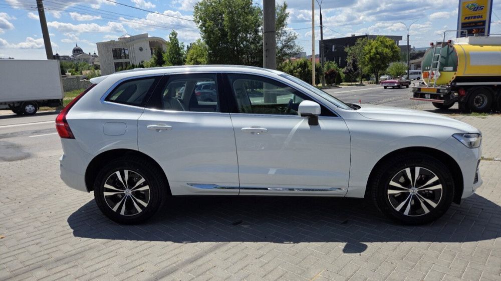 Volvo XC60 2022 год Кишинёв Кишинёв - изображение 2