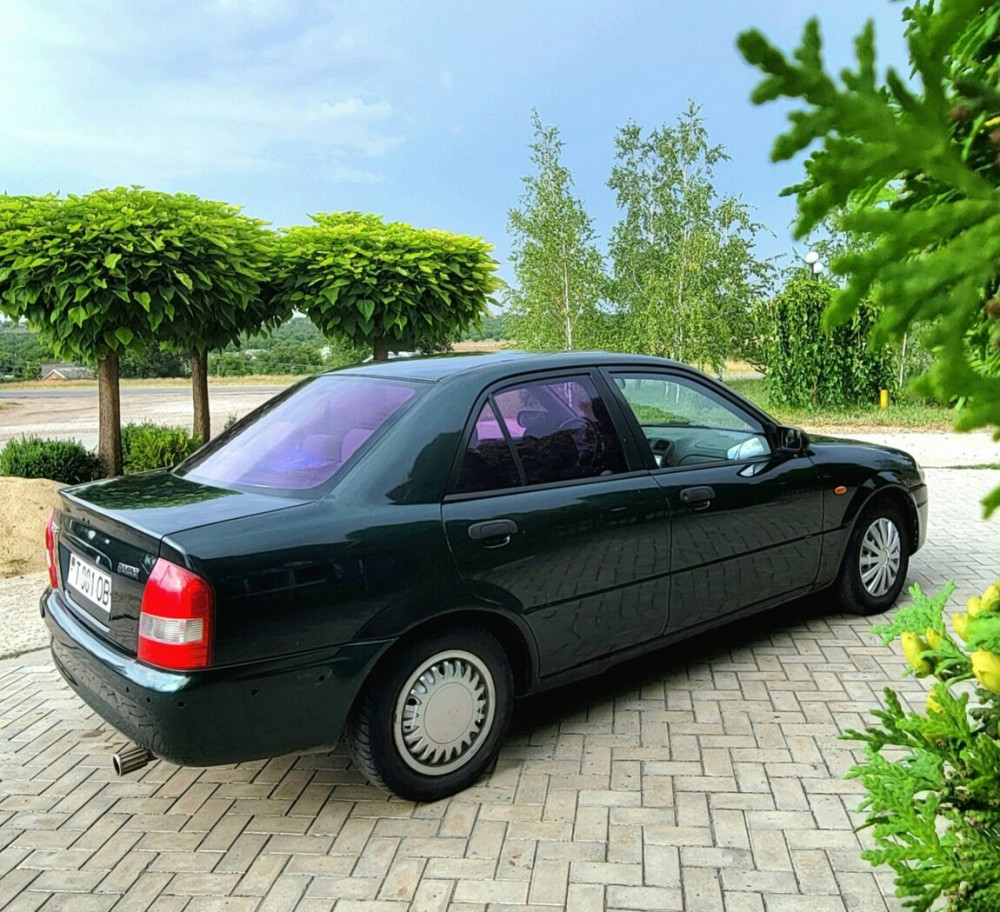 Mazda 323 1999 год Суклея Суклея - изображение 3