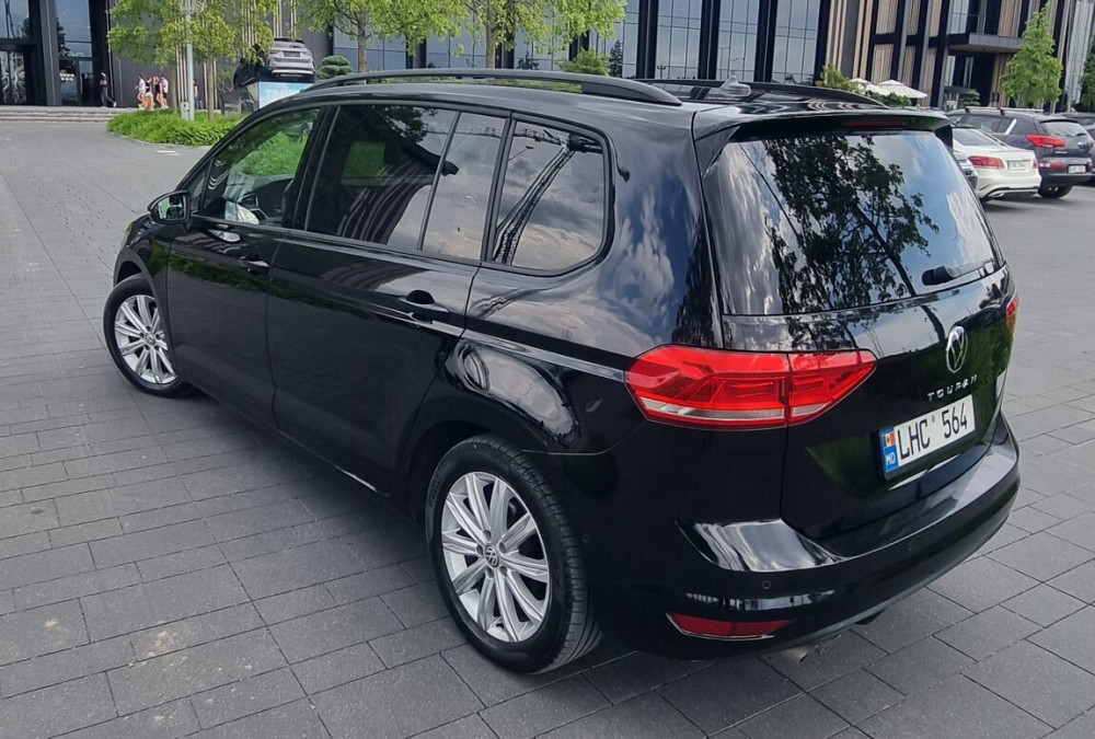 Volkswagen Touran 2023 год Кишинёв Кишинёв - изображение 2