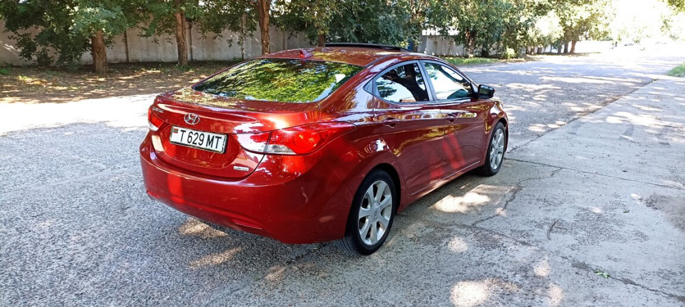 Hyundai Elantra 2012 год Тирасполь Тирасполь - изображение 2