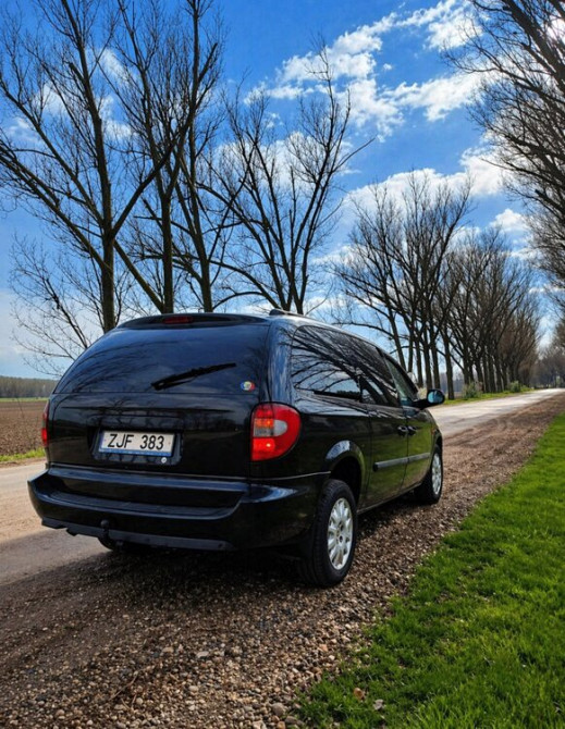 Chrysler Voyager 2007 год Суклея Суклея - изображение 3