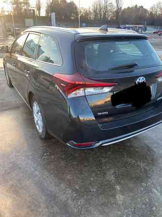 Toyota Auris 2016 год Кишинёв Кишинёв
