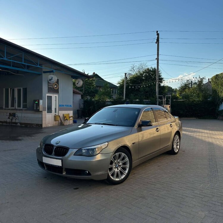 BMW 5 Series 2004 год Тирасполь Тирасполь - изображение 1