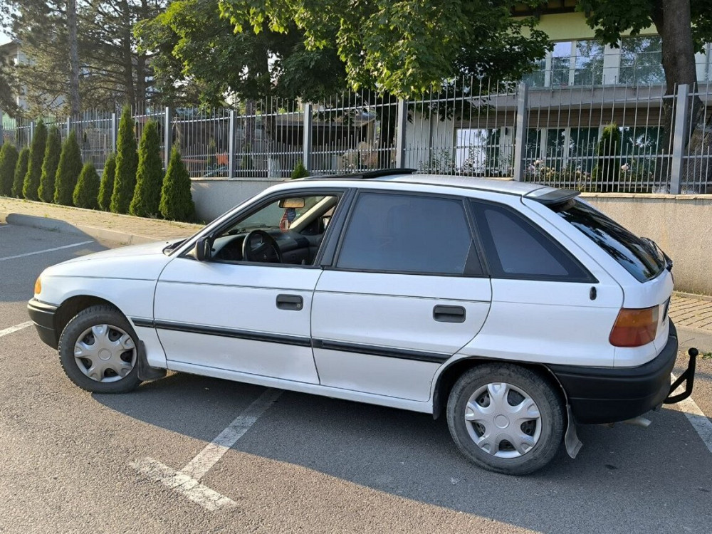 Opel Astra 1993 год Кишинёв Кишинёв - изображение 6