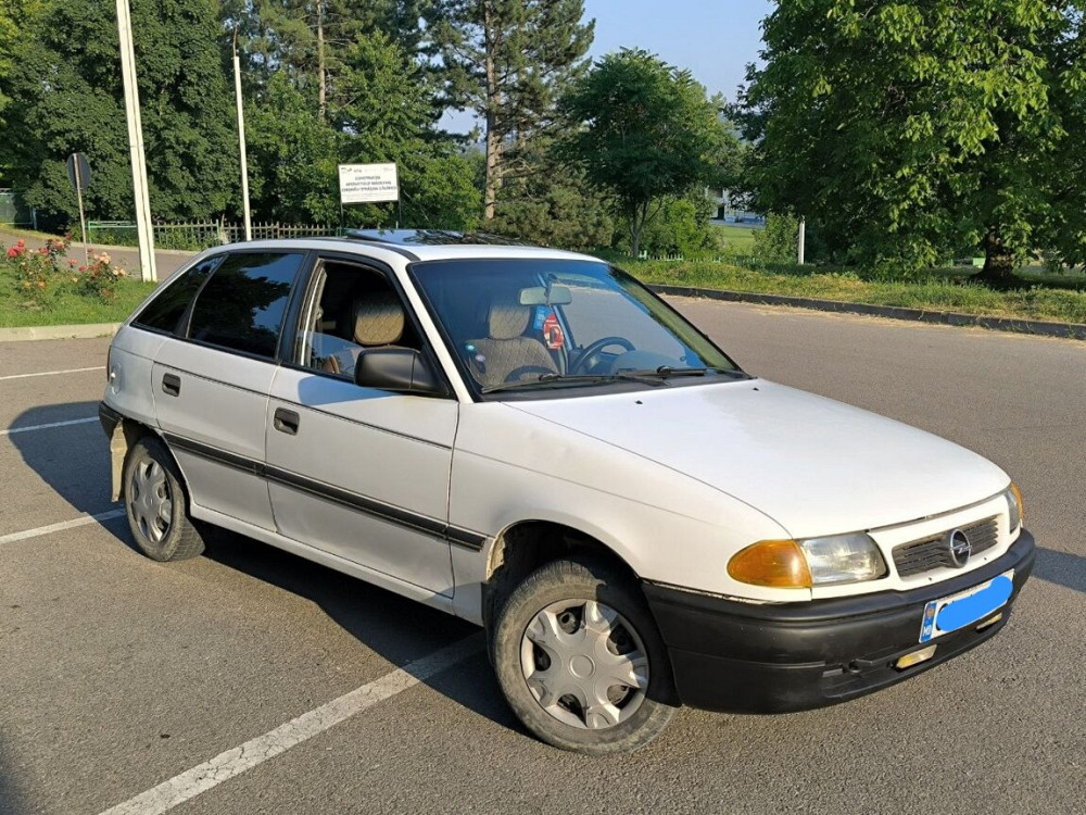 Opel Astra 1993 год Кишинёв Кишинёв - изображение 3