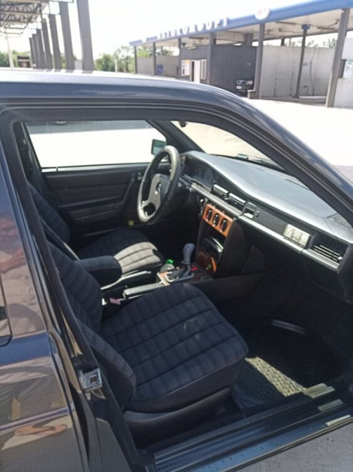 Mercedes 190 (W201) 1991 год Тирасполь Тирасполь - изображение 2