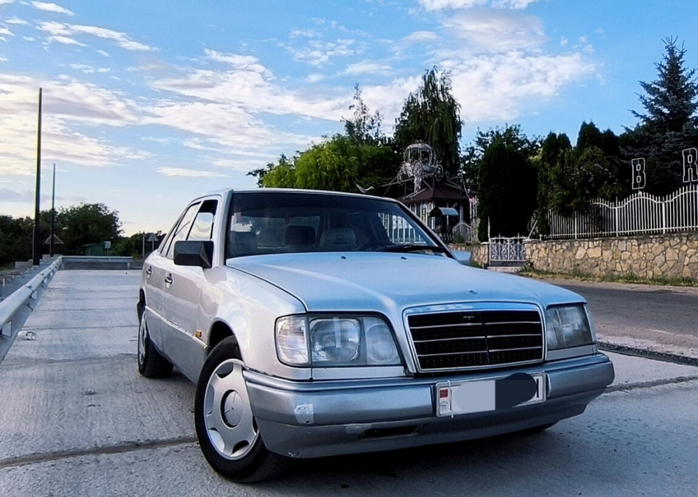 Mercedes W124 1993 год Дубоссары Дубоссары - изображение 3