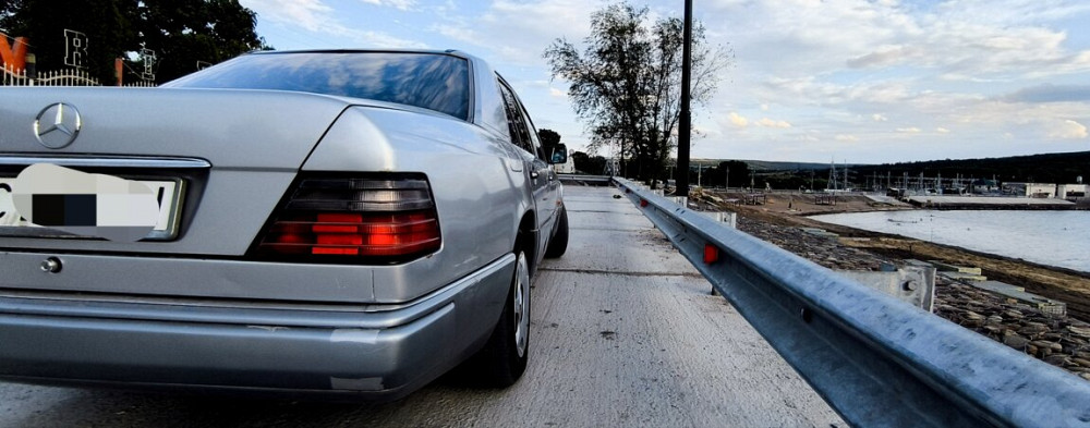 Mercedes W124 1993 год Дубоссары Дубоссары - изображение 1