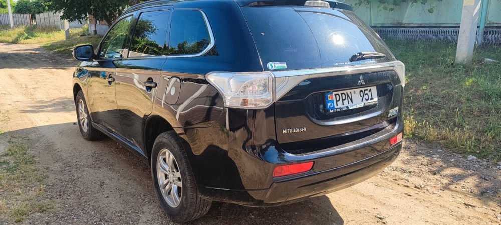 Mitsubishi Outlander 2015 год Тирасполь Тирасполь - изображение 4