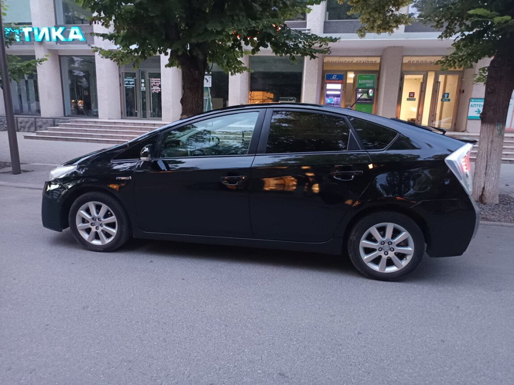 Toyota Prius 2011 год Бендеры Бендеры - изображение 2