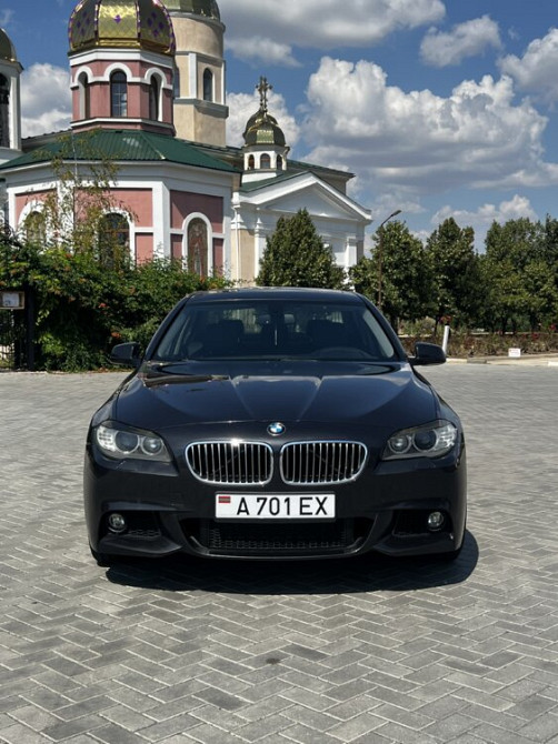 BMW seria 5 2013 an Bender Bender - fotografie 2