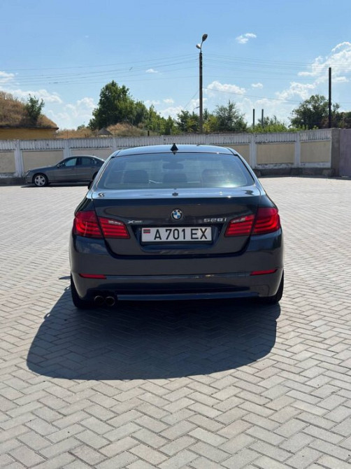 BMW seria 5 2013 an Bender Bender - fotografie 3