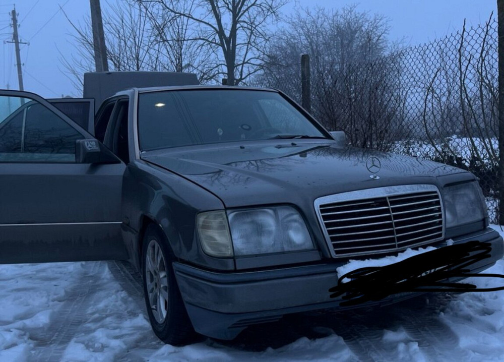 Mercedes E-Class 1989 год Бельцы Бельцы - изображение 6