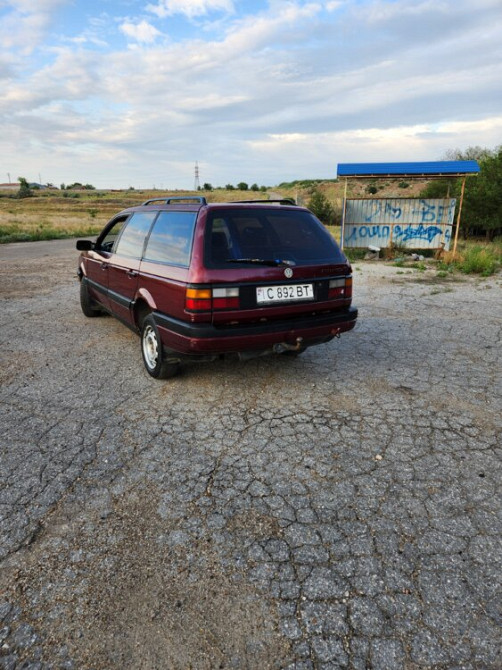 Volkswagen Passat 1992 год Тирасполь Тирасполь - изображение 2