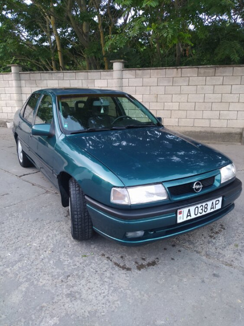 Opel Vectra 1994 год Бендеры Бендеры - изображение 2