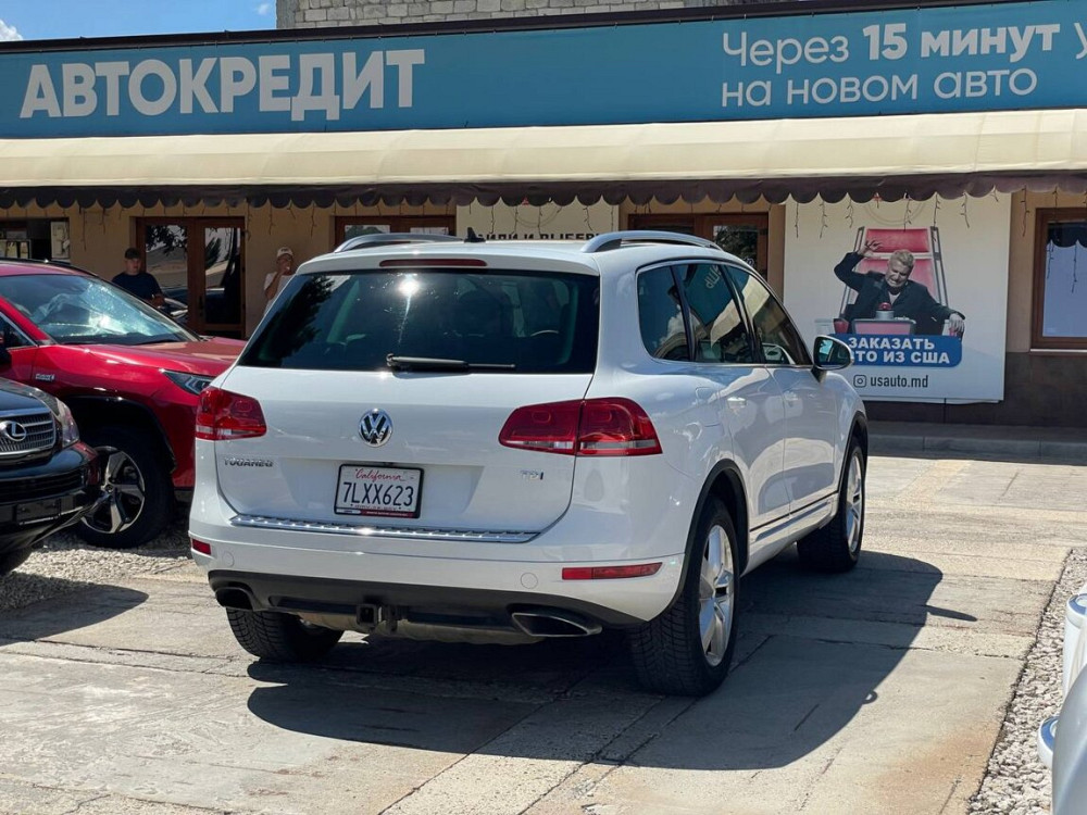 Volkswagen Touareg 2012 год Тирасполь Тирасполь - изображение 4