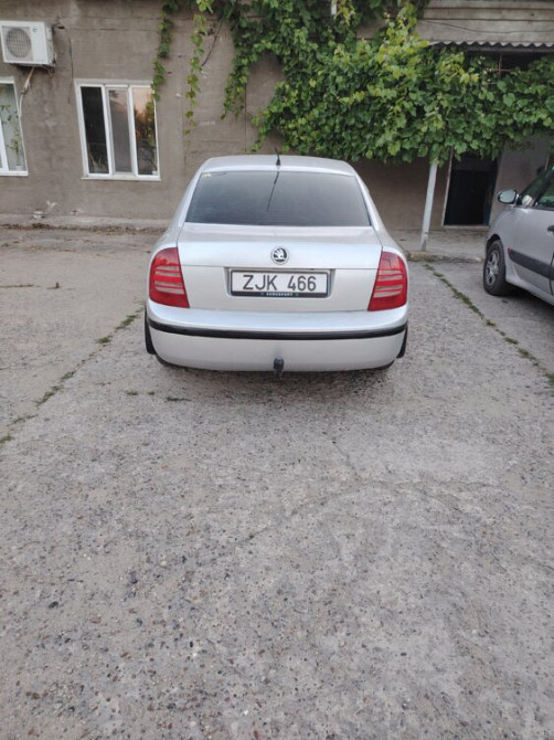 Skoda Superb 2004 год Рыбница Рыбница - изображение 2