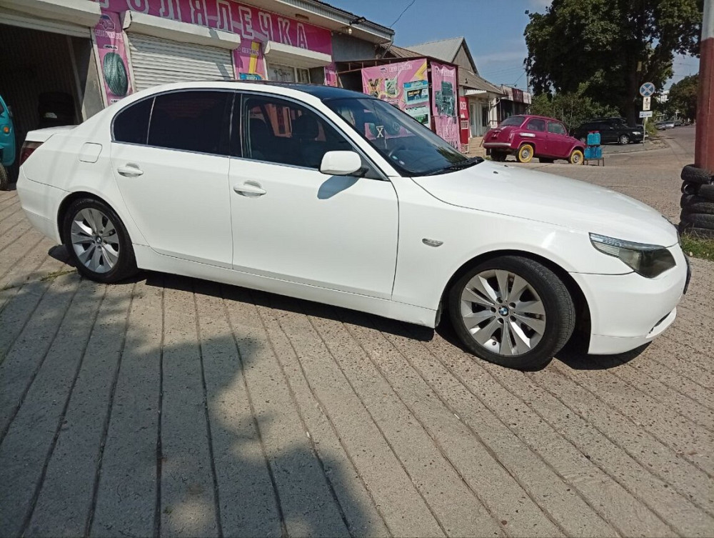 BMW 5 Series 2004 год Слободзея Слободзея - изображение 2