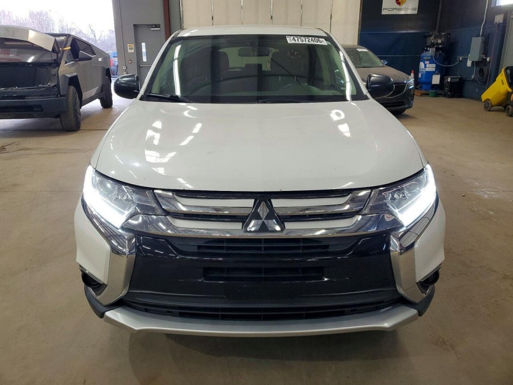 Mitsubishi Outlander 2017 год Тирасполь Тирасполь - изображение 9