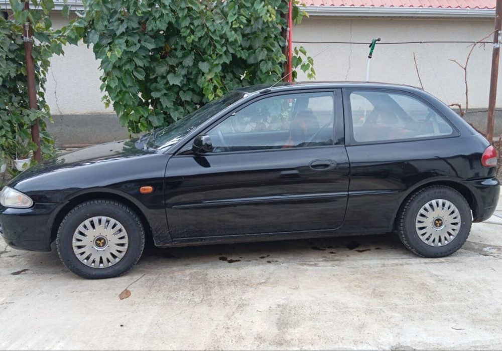 Mitsubishi Colt 1992 год Слободзея Слободзея - изображение 4