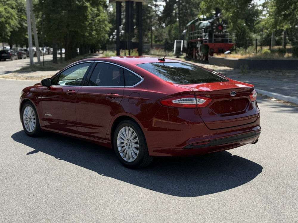 Ford Fusion 2013 год Бендеры Бендеры - изображение 6