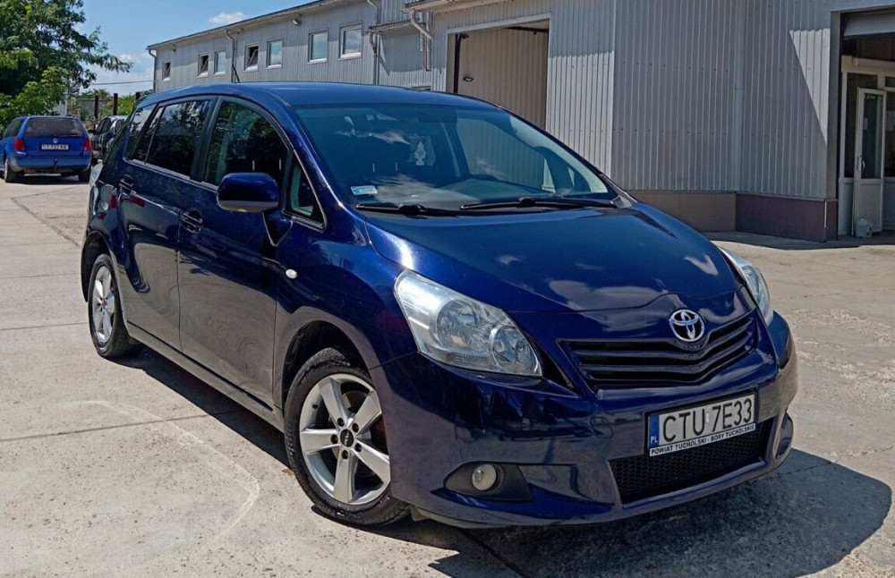 Toyota Avensis Verso 2009 год Тирасполь Тирасполь - изображение 1
