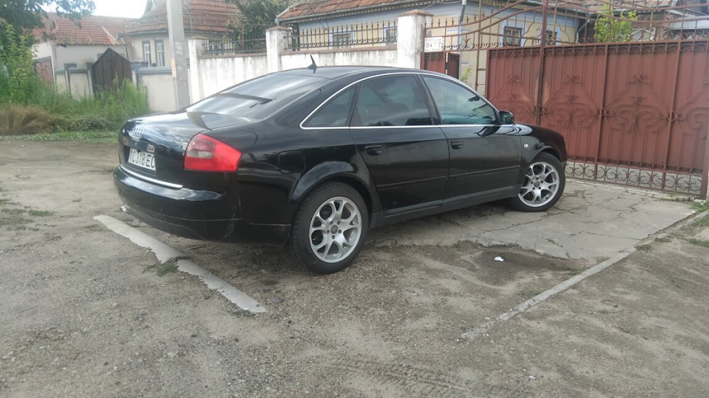 Audi A6 2002 год Суклея Суклея - изображение 1