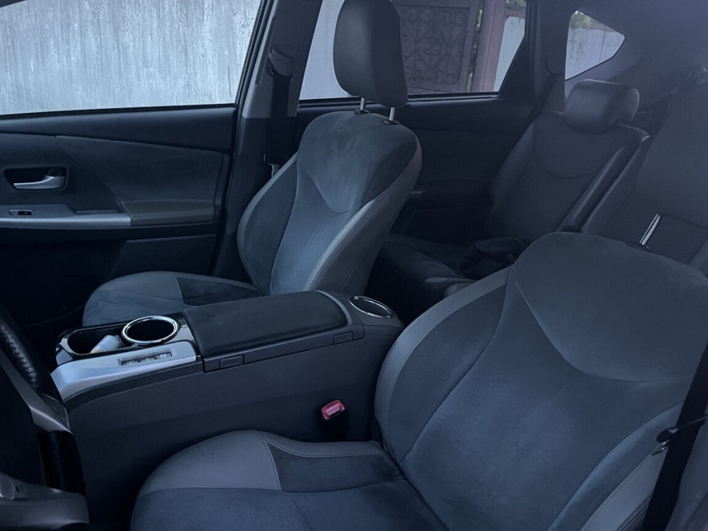 Toyota Prius 2013 год Кишинёв Кишинёв - изображение 4