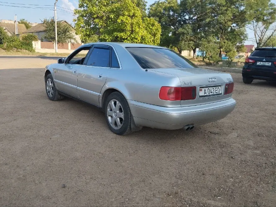 Audi A8 1995 год Тирасполь Tiraspol - fotografie 4