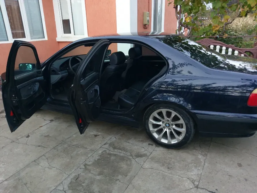 BMW 5 Series 2000 год Тирасполь Тирасполь - изображение 1