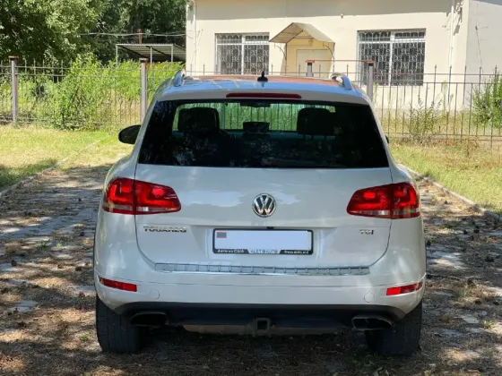 Volkswagen Touareg 2012 год Тирасполь Тирасполь