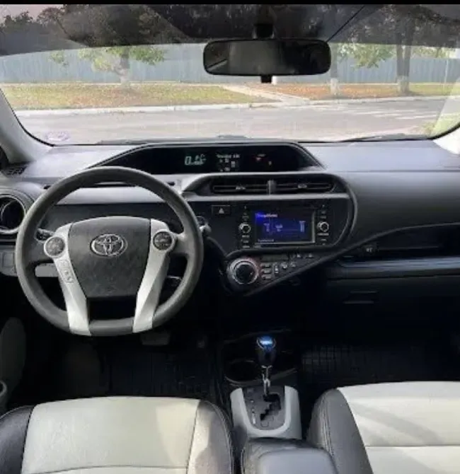 Toyota Prius 2014 год Тирасполь Tiraspol - fotografie 6