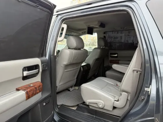 Toyota Sequoia 2009 год Тирасполь Тирасполь