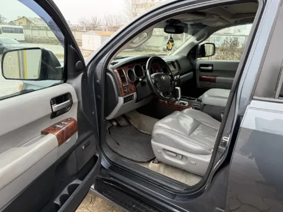Toyota Sequoia 2009 год Тирасполь Тирасполь