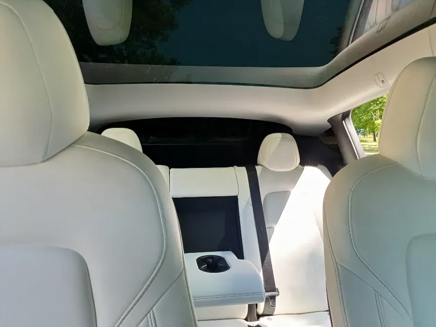 Tesla Model Y 2021 год Тирасполь Тирасполь - изображение 6