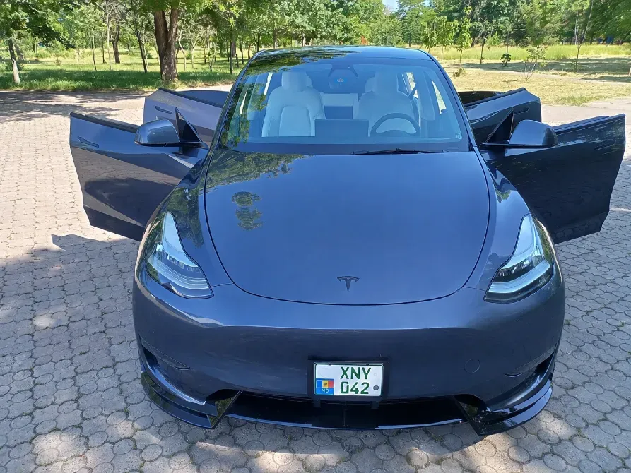 Tesla Model Y 2021 год Тирасполь Тирасполь - изображение 2