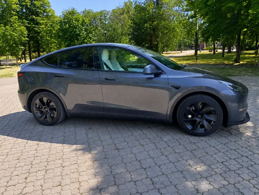 Tesla Model Y 2021 год Тирасполь Тирасполь - изображение 7