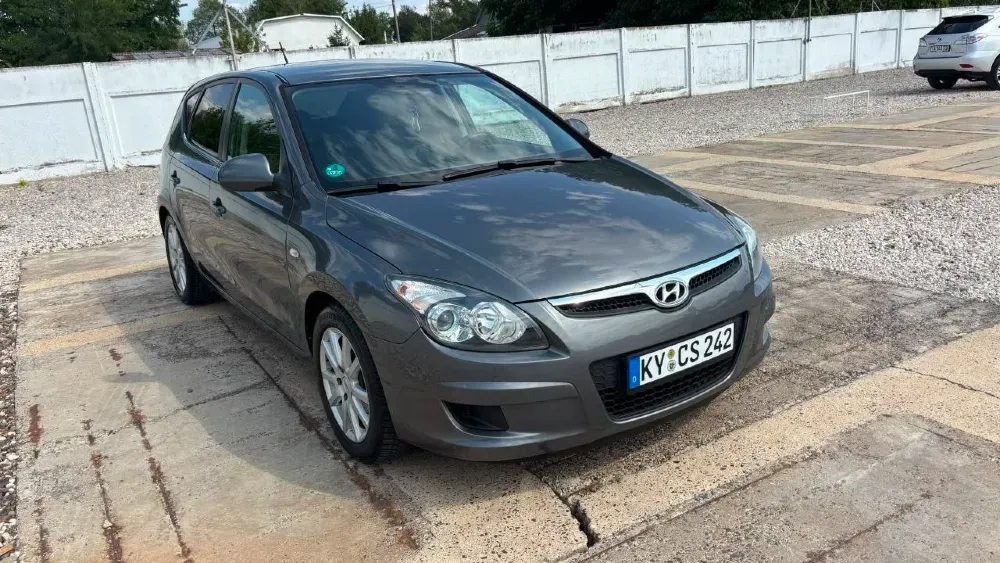 Toyota Corolla 2010 год Бендеры Бендеры - изображение 3
