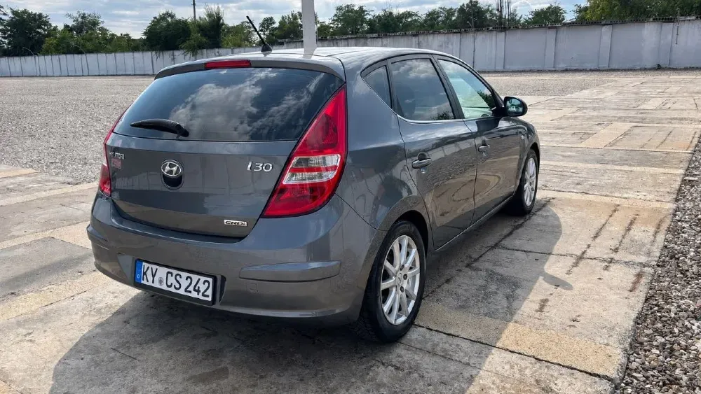Toyota Corolla 2010 год Бендеры Бендеры - изображение 6
