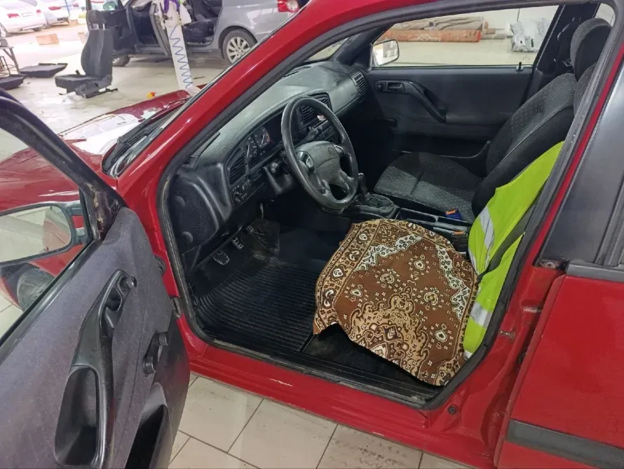 Volkswagen Passat 1994 год Тирасполь Тирасполь - изображение 6